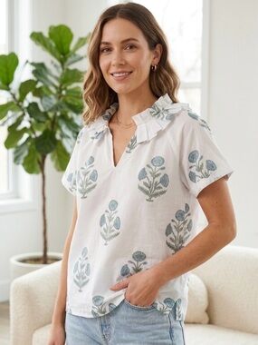 Saule Parc Cecie Top in French Bleu Floral Block Print Ruffle Neck Sz S
